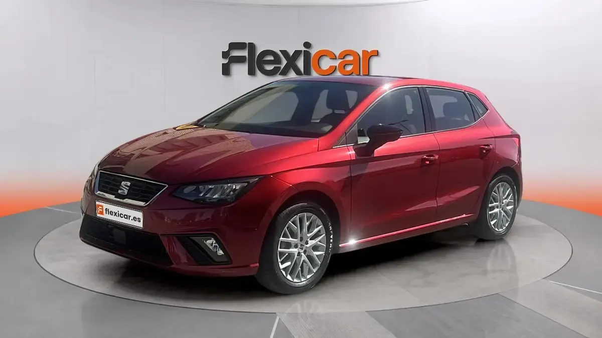 Usado Seat Ibiza FR 110 CV (80 kW) 2023 Rojo Utilitario
