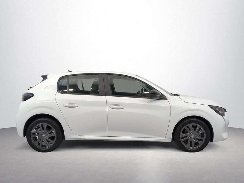 Usado Peugeot 208 Active 102 CV (75 kW) 2021 Blanco Utilitario