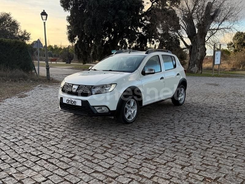 Blanco Usado 2017 Dacia Sandero Stepway Berlina | 9495 € (Precio justo) - Imagen 1/4