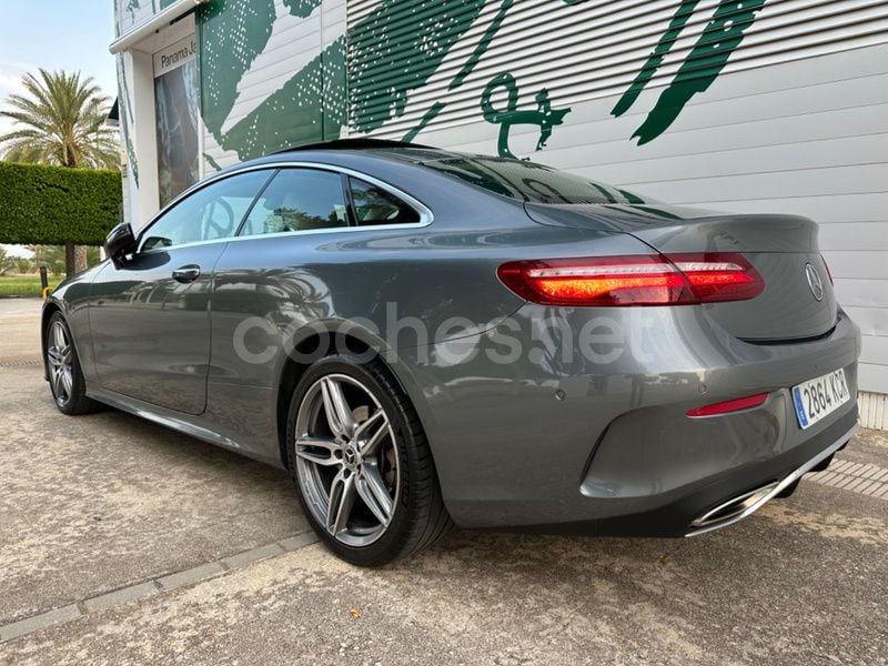 Gris / plata Usado 2017 Mercedes E300 Coupe | 28.999 € (Buen precio) - Imagen 1/4