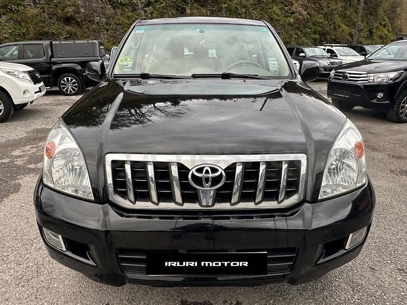 Usado Toyota Land Cruiser 166 CV (122 kW) 2006 Negro SUV