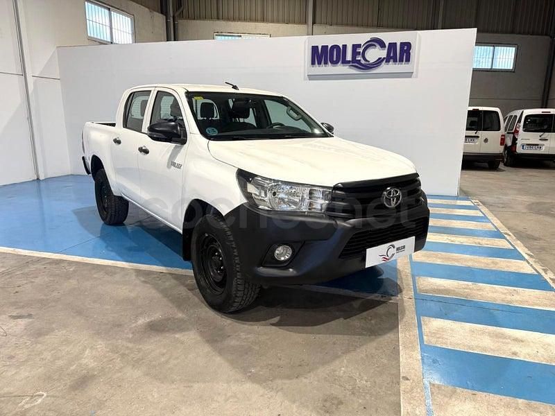 Usado Toyota HiLux 150 CV (110 kW) 2020 Blanco Recogida