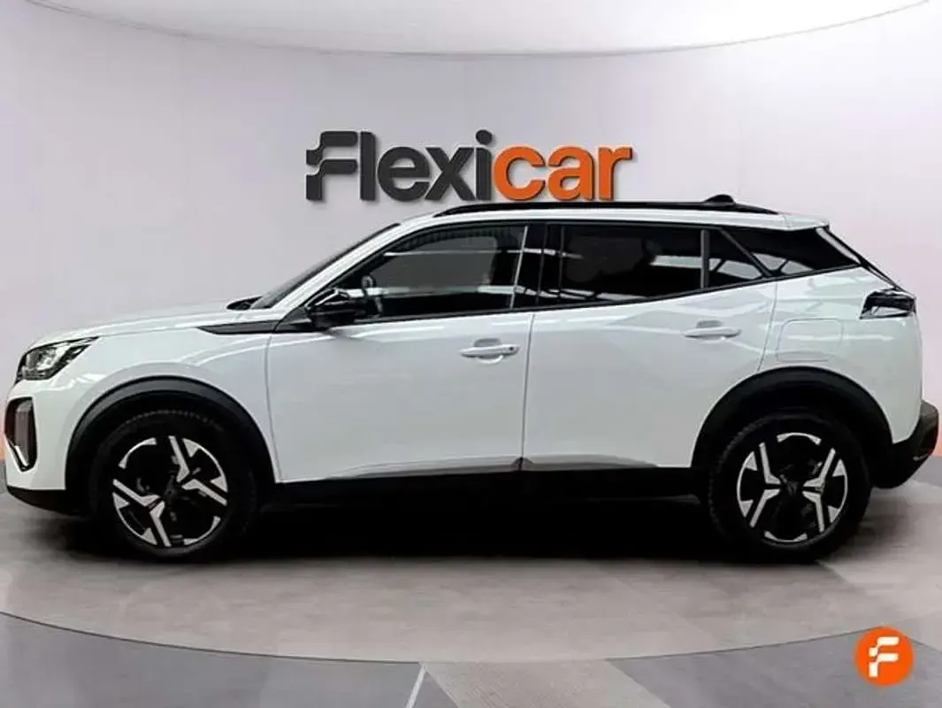 Usado Peugeot 2008 Allure 131 CV (96 kW) 2024 Blanco SUV