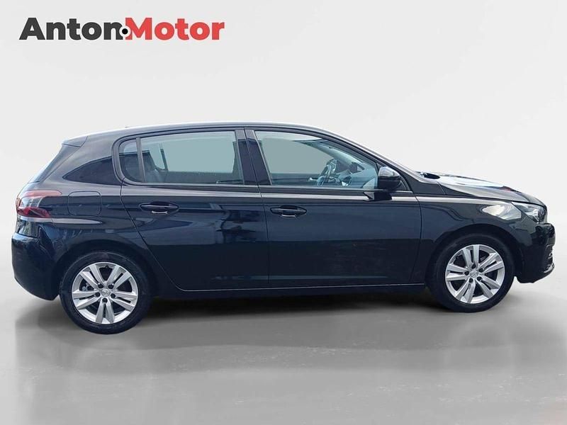 Usado Peugeot 308 Active 130 CV (95 kW) 2021 Negro Berlina