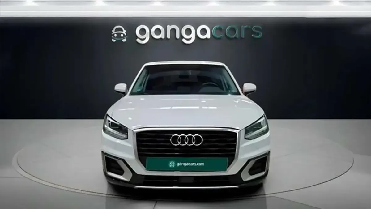Usado Audi Q2 Design 116 CV (85 kW) 2020 Blanco SUV