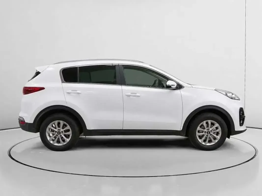 Usado Kia Sportage 132 CV (97 kW) 2019 Blanco SUV