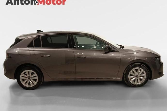 Usado Opel Astra Edition 110 CV (80 kW) 2024