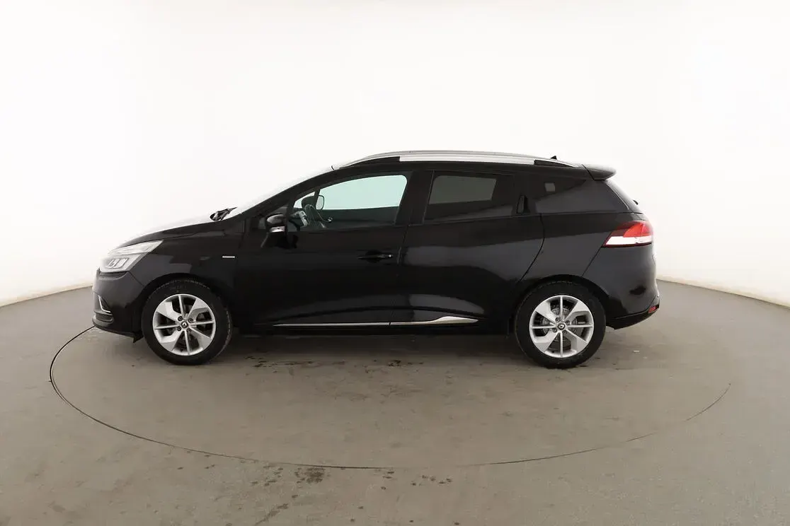 Usado Renault Clio LIMITED 73 CV (53 kW) 2017 Negro Familiar