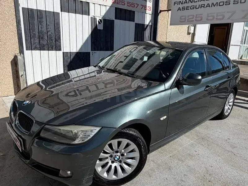 Usado BMW 318 143 CV (105 kW) 2009 Verde Berlina
