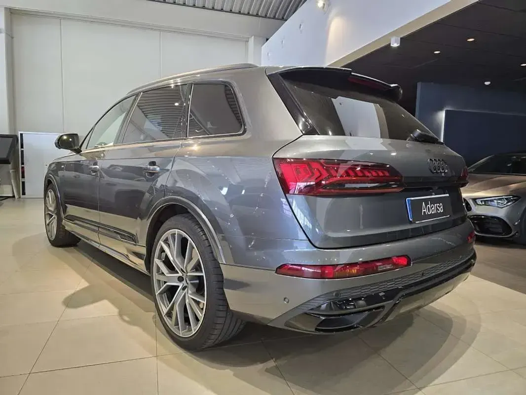 Usado Audi Q7 286 CV (210 kW) 2022 Gris SUV