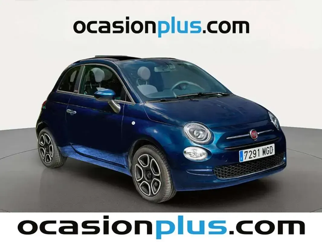 Usado Fiat 500C Club 71 CV (52 kW) 2023 Azul Descapotable