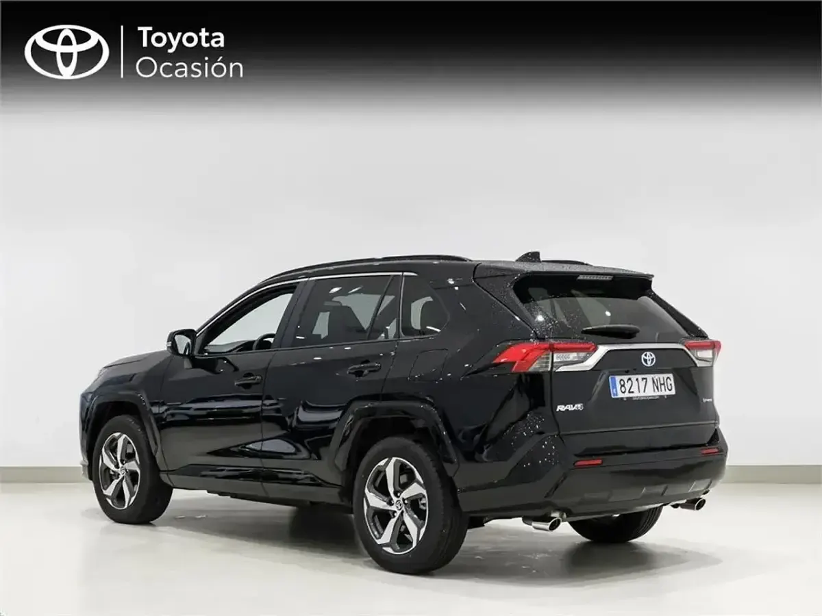Käytetty Toyota RAV4 Hybrid Advance 306 HP (225 kW) 2025 Musta Katumaasturi
