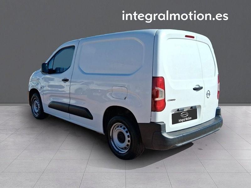 Usado Opel Combo S 76 CV (55 kW) 2021 Blanco Monovolumen