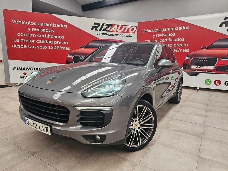 Usado Porsche Cayenne S E-Hybrid 416 CV (305 kW) 2016 Gris / plata SUV