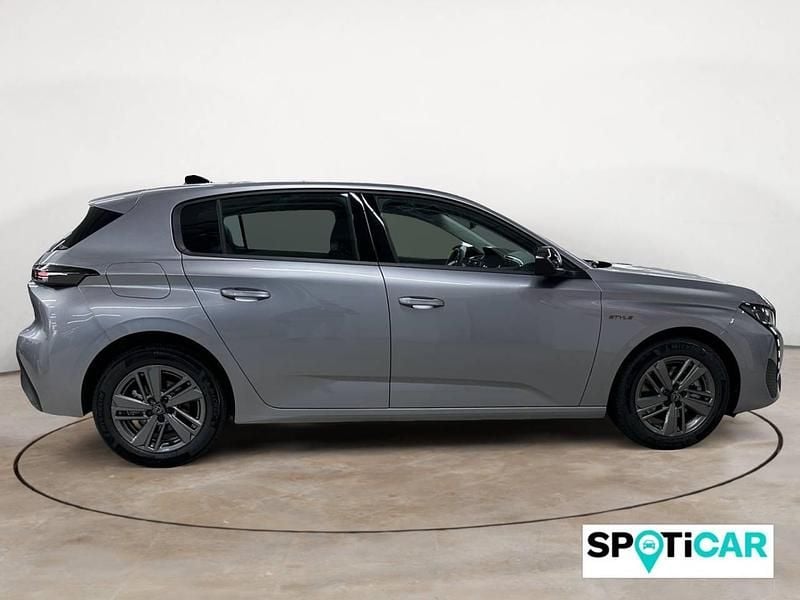 Usado Peugeot 308 Style 130 CV (95 kW) 2025 Gris Berlina