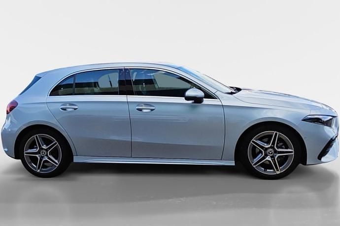 Usado Mercedes A200 163 CV (119 kW) 2024