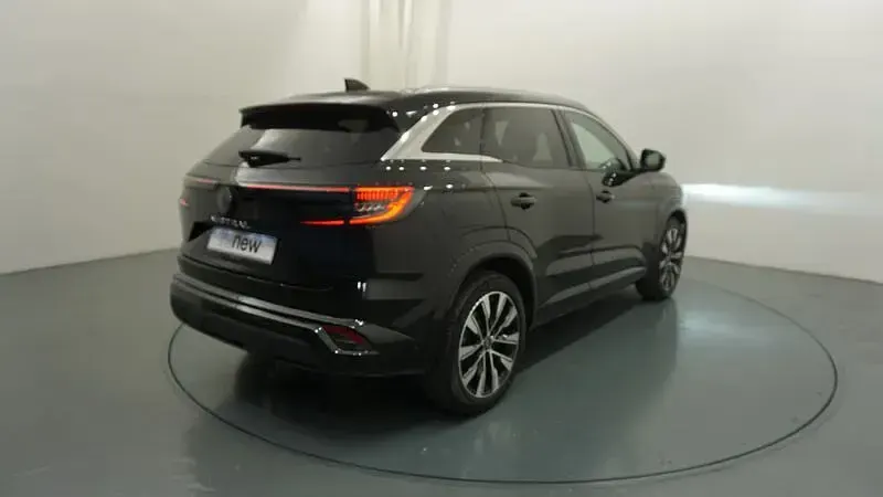 Usado Renault Austral Techno 140 CV (102 kW) 2023 Negro SUV