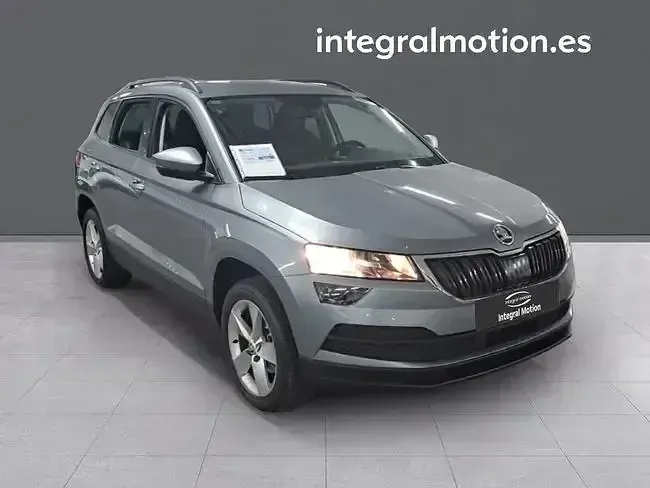 Usado Skoda Karoq Ambition 115 CV (84 kW) 2019 Gris SUV