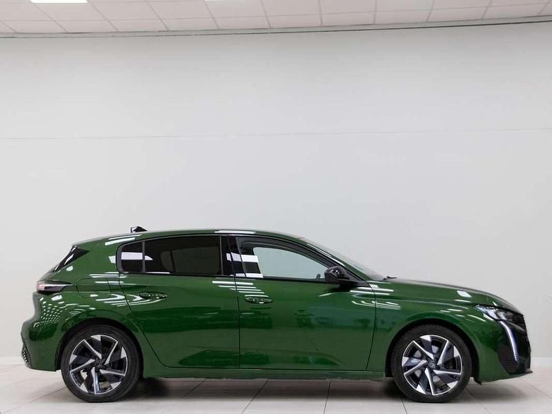 Usado Peugeot 308 Allure 131 CV (96 kW) 2023 Verde Utilitario