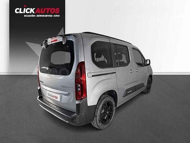 Usado Citroën Berlingo 130 CV (95 kW) 2024 Gris / plata Monovolumen