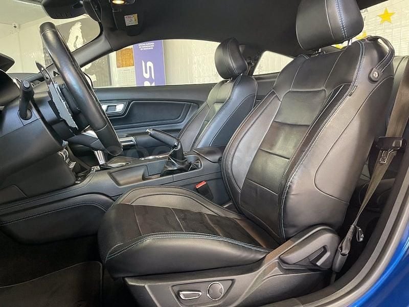 Usado Ford Mustang 290 CV (213 kW) 2019 Azul Coupe