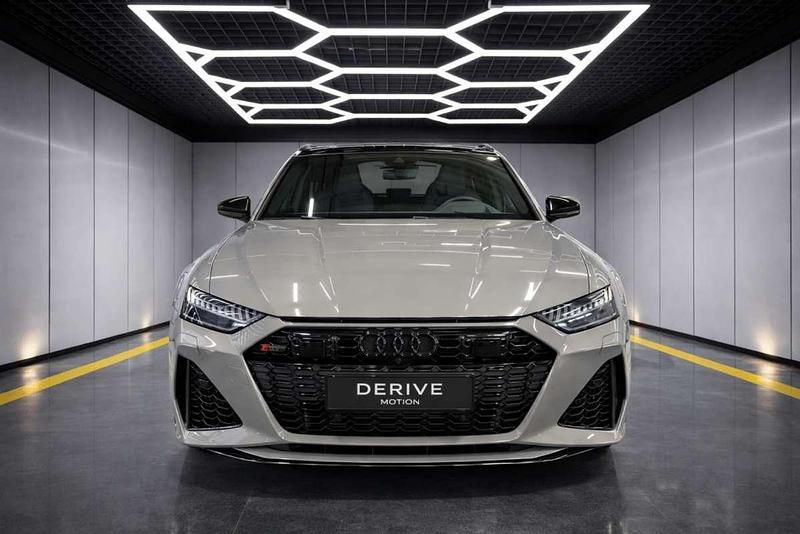 Usado Audi RS6 600 CV (441 kW) 2021 Gris Familiar
