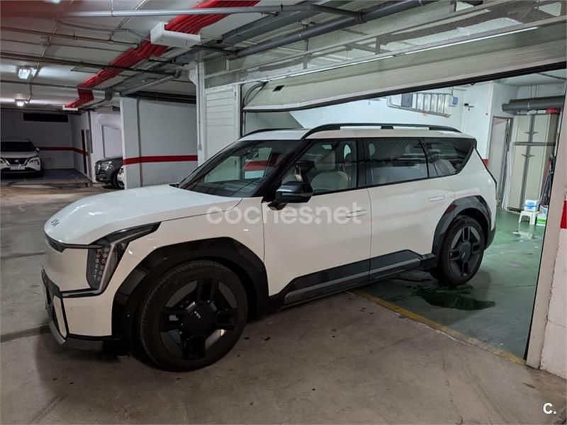 Eléctrico Usado 2024 Kia EV9 GT-Line SUV | 56.000 € (Super precio) - Imagen 1/4