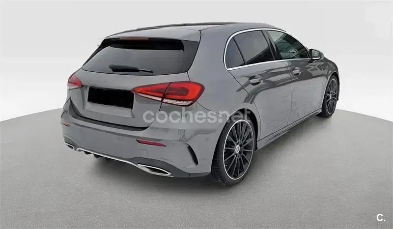 Usado Mercedes A250 224 CV (164 kW) 2019 Negro Berlina