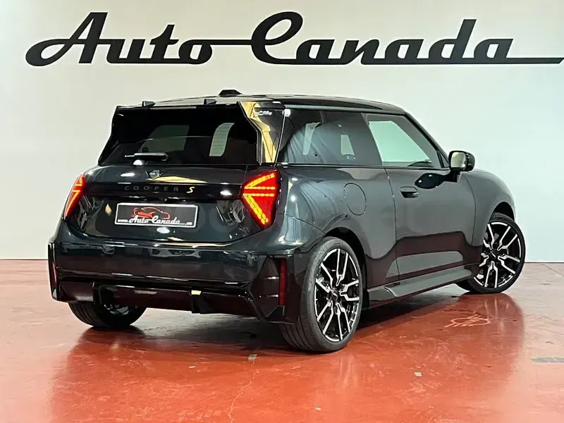 Usado Mini Cooper SE 2024 Eléctrico Utilitario