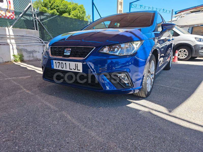 Usado Seat Ibiza Style Plus 80 CV (58 kW) 2020 Azul Berlina