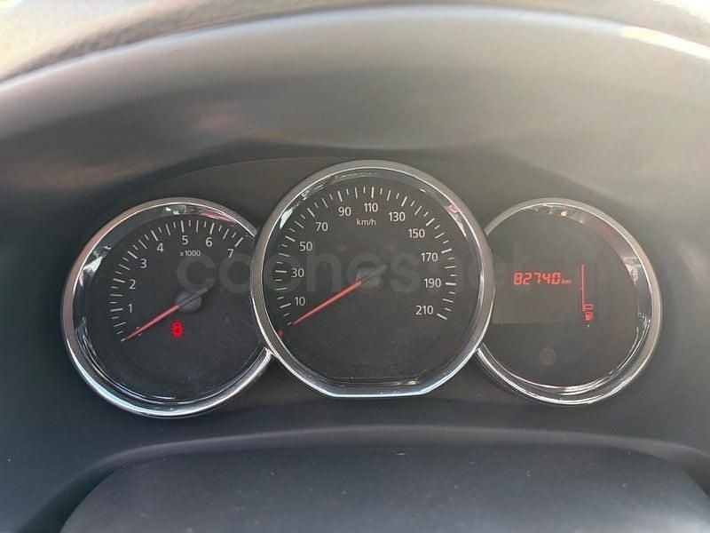 Usado Dacia Sandero Stepway 90 CV (66 kW) 2015 Blanco Berlina