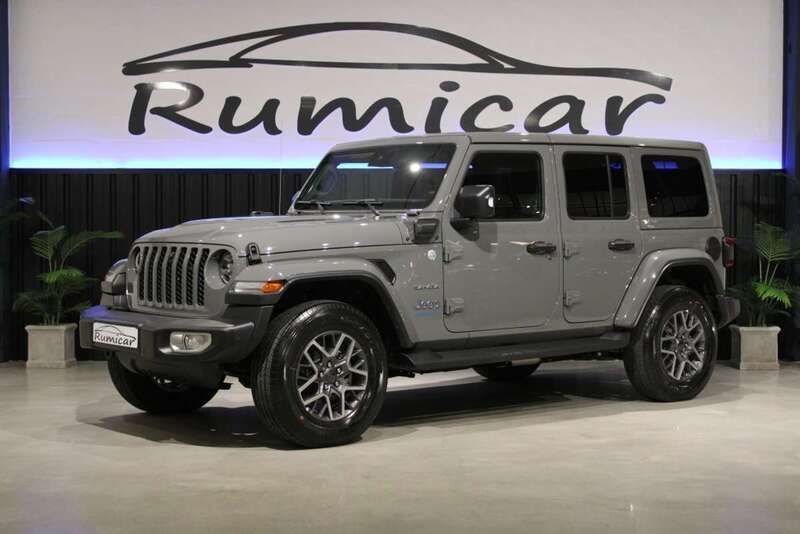 Gris Usado 2023 Jeep Wrangler Unlimited Sahara SUV | 67.990 € (Caro) - Imagen 1/4