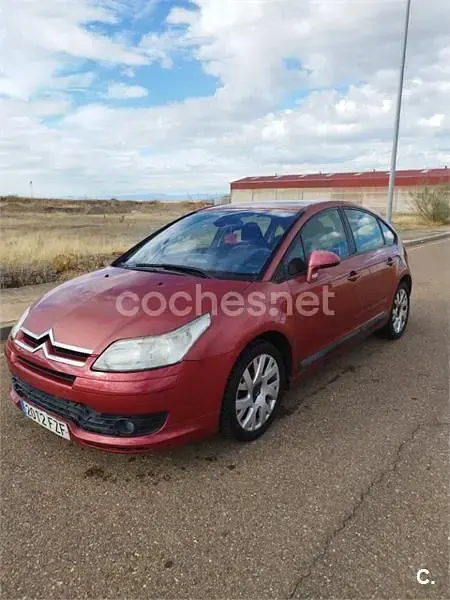 Usado Citroën C4 VTR Sport 110 CV (80 kW) 2008 Rojo Berlina