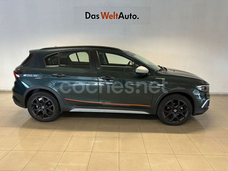 Usado Fiat Tipo Garmin 130 CV (95 kW) 2022 Verde Berlina