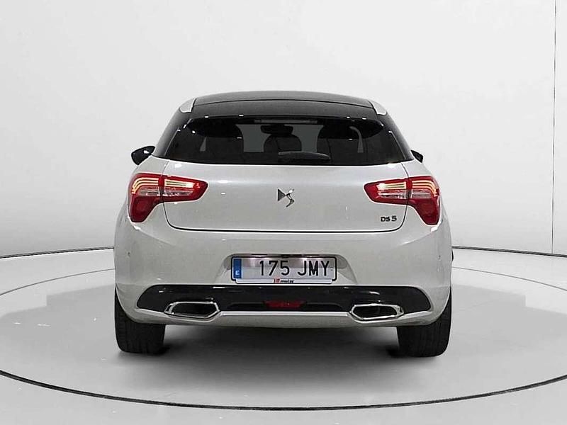 Usado DS Automobiles DS5 181 CV (133 kW) 2016 Blanco Utilitario