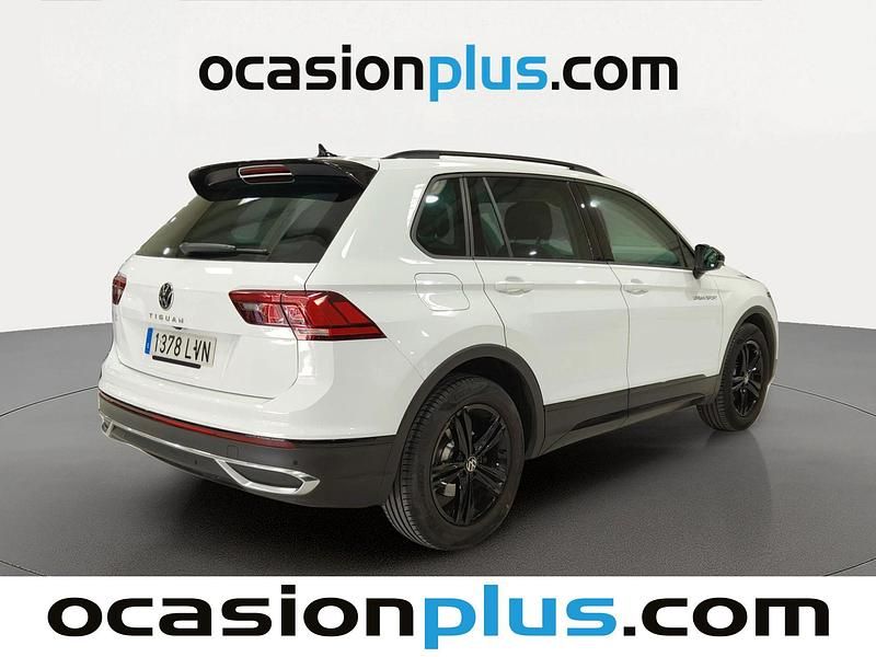 Używany VW Tiguan Sportline 150 KM (110 kW) 2021 Biały SUV