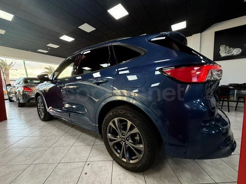 Usado Ford Kuga ST-Line 225 CV (165 kW) 2022 Azul SUV