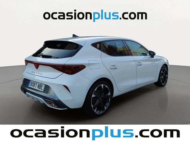 Usado Cupra Leon 204 CV (150 kW) 2025 Blanco Berlina
