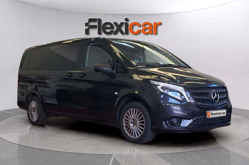 Gris Usado 2021 Mercedes Vito Monovolumen | 30.490 € (Un poco caro) - Imagen 1/4
