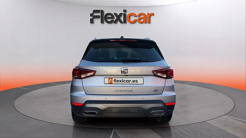 Usado Seat Arona FR 116 CV (85 kW) 2024 Gris SUV