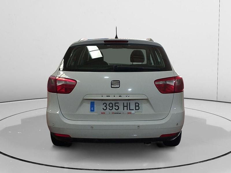 Usado Seat Ibiza Style 105 CV (77 kW) 2012 Blanco Berlina