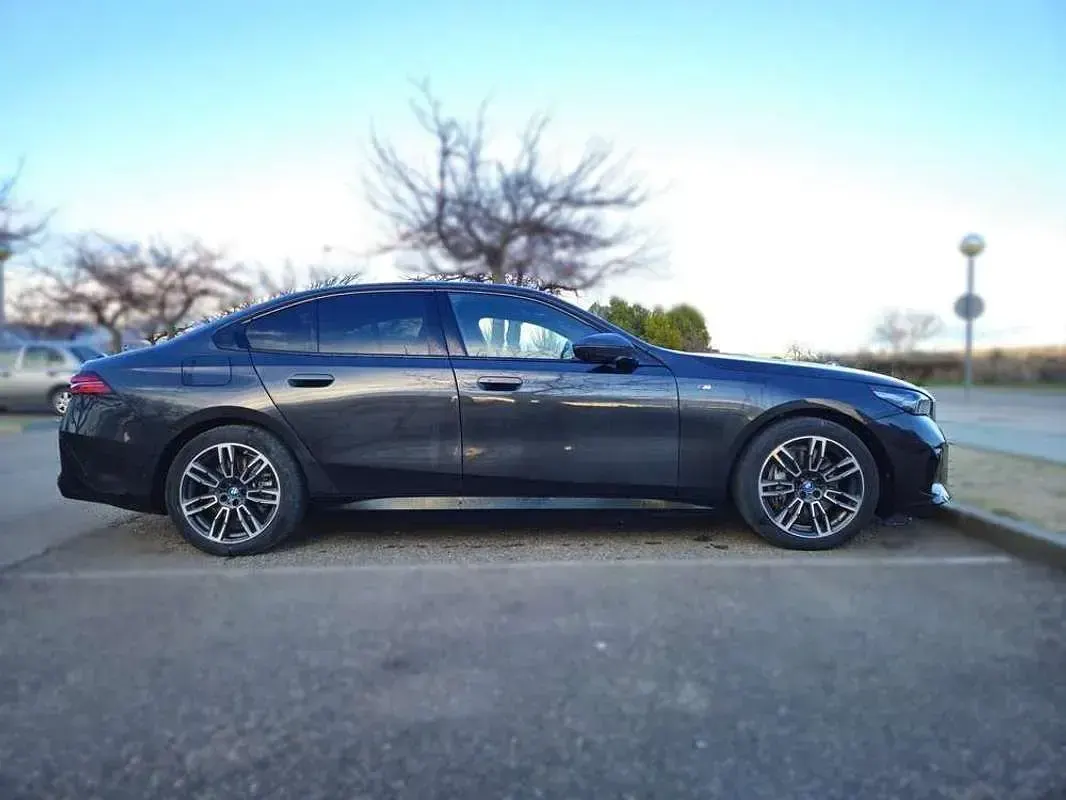Usado BMW i5 250 kW (340 CV) 2024 Negro Berlina