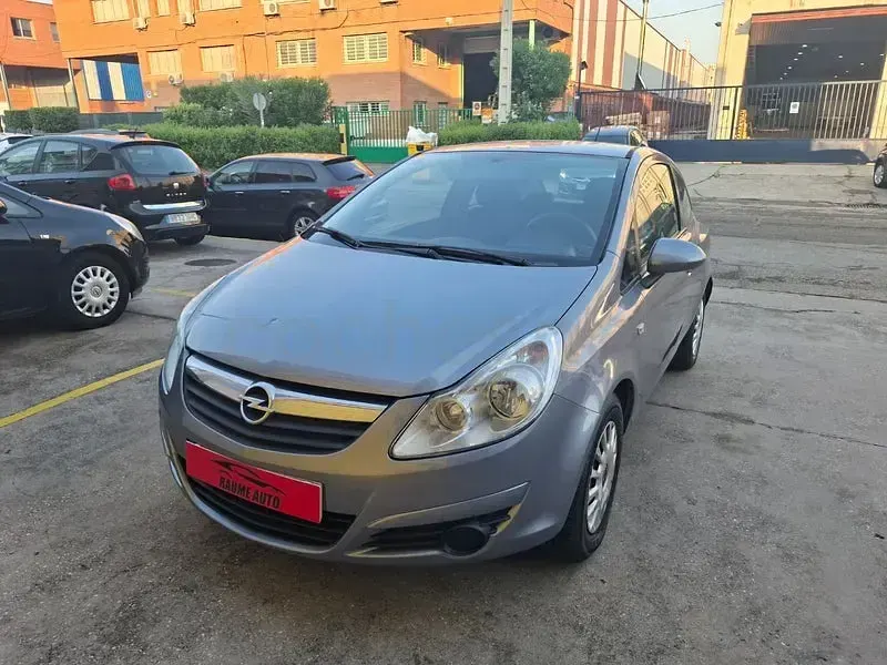 Usado Opel Corsa 85 CV (62 kW) 2010 Gris / plata Utilitario