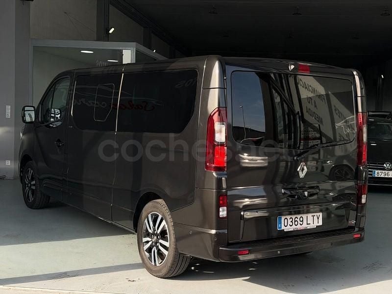 Usado Renault Trafic 150 CV (110 kW) 2021 Negro Monovolumen