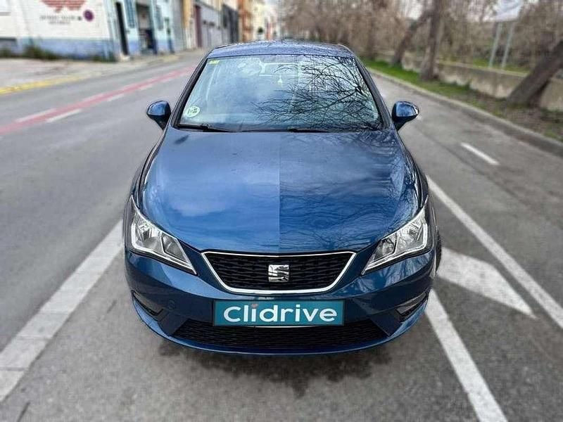 Usado Seat Ibiza Style 105 CV (77 kW) 2014 Azul Utilitario