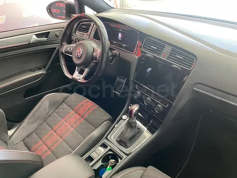 Usado VW Golf VII GTI 290 CV (213 kW) 2019 Blanco Berlina