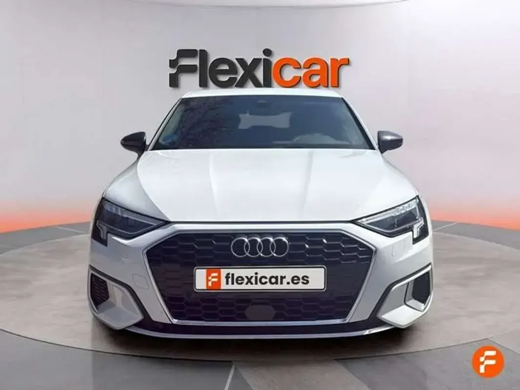 Usado Audi A3 Sportback Advanced 204 CV (150 kW) 2021 Blanco Utilitario