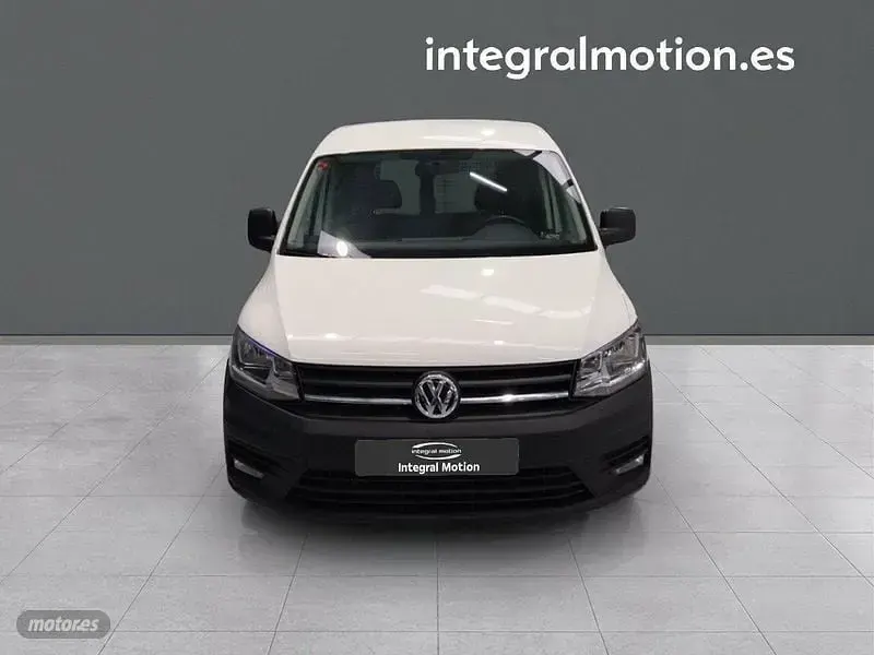 Usado VW Caddy Business 74 CV (54 kW) 2019 Blanco Monovolumen