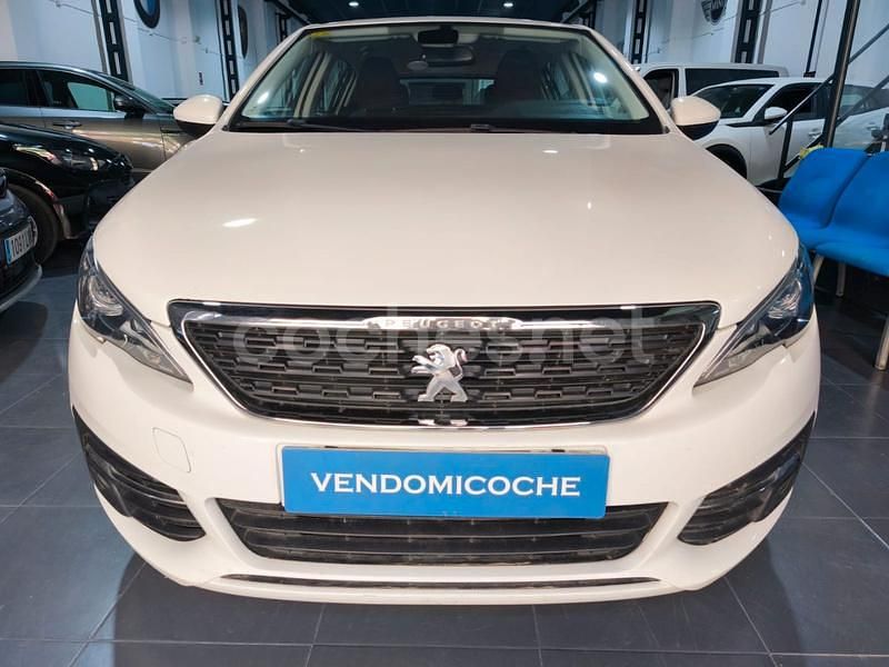 Blanco Usado 2021 Peugeot 308 Active Berlina | 9990 € (Super precio) - Imagen 1/4