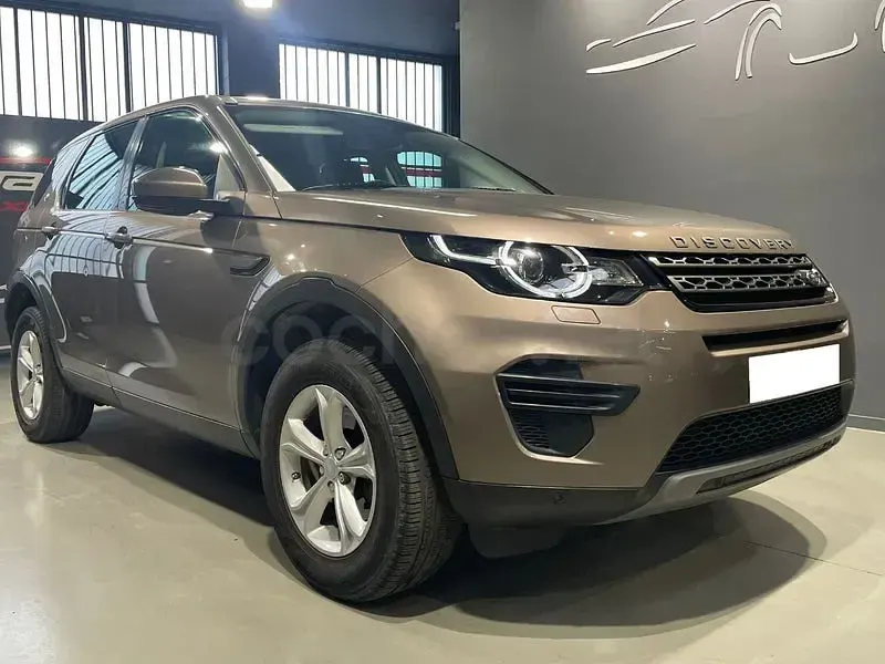 Usado Land Rover Discovery Sport HSE 180 HP (132 kW) 2016 Castanho SUV